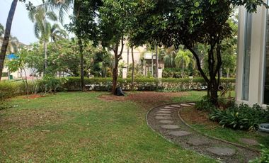 Rumah mewah bukit gading villa bebas banjir dan asri
