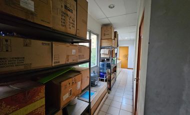 Jual ruko murah Gading Bukit Indah 81m 5,5 lantai, tempat parkir luas (hoek)