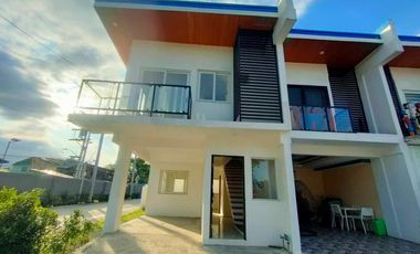 9.8M House and lot with 2 Bedrooms for sale in Maysilo Malabon City-JCR