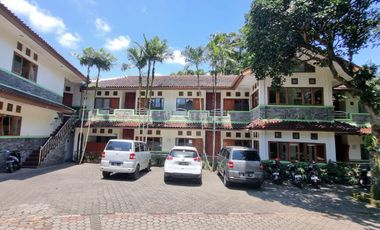 dijual ex hotel bintang 2 setiabudi bdg 27 kamar, halaman luas lokasi strategis dekat fasilitas umum