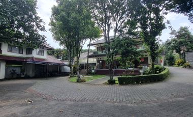 dijual ex hotel bintang 2 setiabudi bdg 27 kamar, halaman luas lokasi strategis dekat fasilitas umum