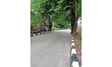Ruko Kelapa Gading 4,5x13,5m 3 lantai, jalan raya, cocok untuk usaha