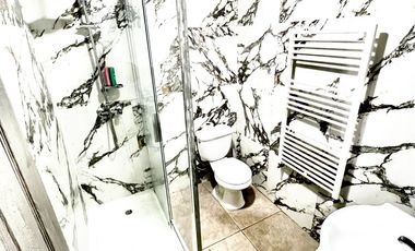 Parcela con propiedad y dos cabañas