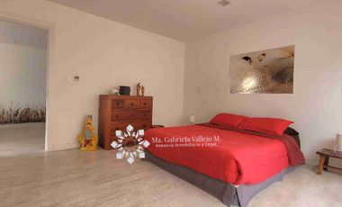 EN VENTA - AMPLIA DEPARTAMENTO CON TERRAZA Y VISTA ESPECTACULAR DE LAS MONTAÑAS, CON 1 DORMITORIO