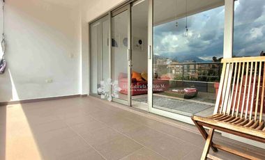 EN VENTA - AMPLIA DEPARTAMENTO CON TERRAZA Y VISTA ESPECTACULAR DE LAS MONTAÑAS, CON 1 DORMITORIO