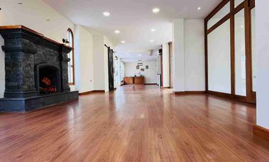 🏡 Casa moderna de lujo en el norte de Riobamba