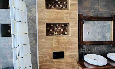 🏡 Casa moderna de lujo en el norte de Riobamba