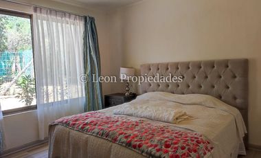 Leon Propiedades arrienda linda casa en sector Los Naranjos, Curacaví.