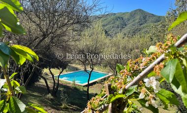 Leon Propiedades arrienda linda casa en sector Los Naranjos, Curacaví.