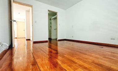 Venta Dúplex con Balcón 133 m2, Cochera y Depósito – Higuereta, Santiago de Surco