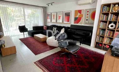 Dijual Cepat Rumah Estetik di Veteran Jakarta Selatan