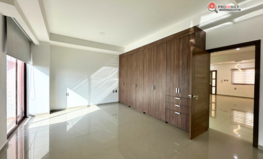 Departamento Penthouse Renta Alberca alado Walmart Fracc Jardines Virginia