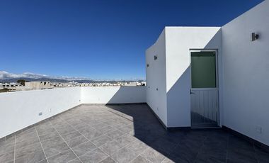 Casa en venta en pachuca, zona sur, seguridad y modernidad.