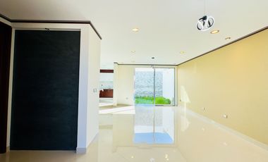 Casa en venta en pachuca, zona sur, seguridad y modernidad.