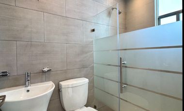 Casa en venta en pachuca, zona sur, seguridad y modernidad.