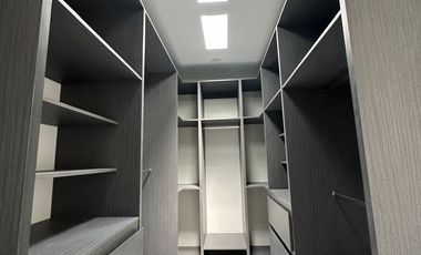 Casa en Venta Pachuca, a 5 min de Explanada, 3 habitaciones, sala de TV y cocina equipada.