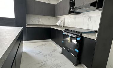 Casa en Venta Pachuca, a 5 min de Explanada, 3 habitaciones, sala de TV y cocina equipada.