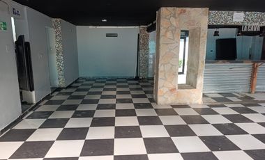 ARRIENDO LOCAL ENN CABECERA