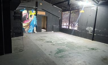 ARRIENDO LOCAL ENN CABECERA