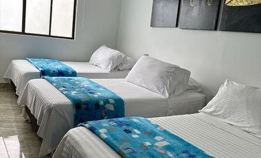 Propiedad con Hotel, local comercial y Parqueadero en el centro de Santa Rosa