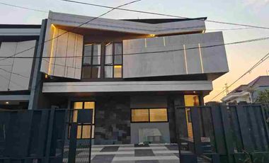 Baru Gress‼️Rumah Hook Manyar Indah