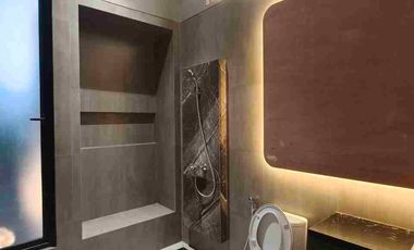 Baru Gress‼️Rumah Hook Manyar Indah