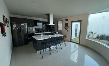 casa en venta pachuca, en privada con seguridad, cerca de la UAEH