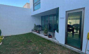 casa en venta pachuca, en privada con seguridad, cerca de la UAEH