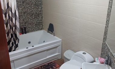 Vendo amplio departamento cerca a la UNSA FRENTE A PARQUE $ 160,000
