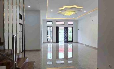 Di Jual Rumah Brand New Nusaloka BSD