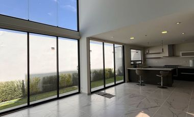 Casa en Venta con Alberca en Pachuca. ZOna sur en fraccionamiento seguro