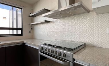 Casa en Venta con Alberca en Pachuca. ZOna sur en fraccionamiento seguro