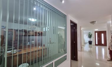 Casa en venta pachuca, opcion a 4 habitaciones y family room. La moraleja