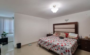 Casa en venta pachuca, opcion a 4 habitaciones y family room. La moraleja