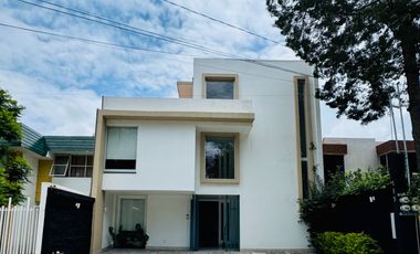 Edificio en Venta, Pachuca con departamentos en Privada Constitución CUESCO