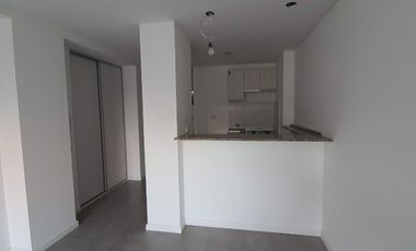 ALQUILER | MONOAMBIENTE | PELLEGRINI 563 02-02