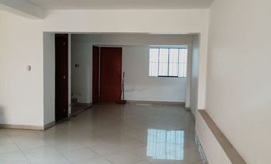 ¡Inversión Segura! Casa De 4 Pisos En Huaycan!