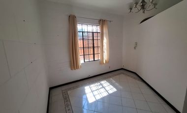 (CGV) CASA EN MIRAVAL $48,000