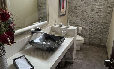 CASA EN VENTA PARA INVERSION SECTOR SALUD EN SAN ISIDRO