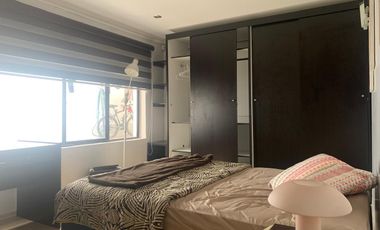 En renta habitación amoblada con baño privado