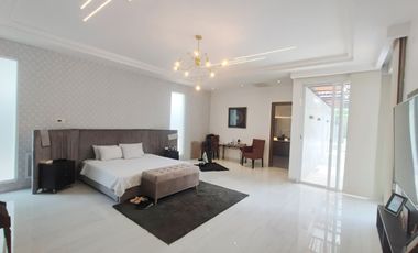 Venta Casa Moderna Primeros kilómetros de Samborondón - C301