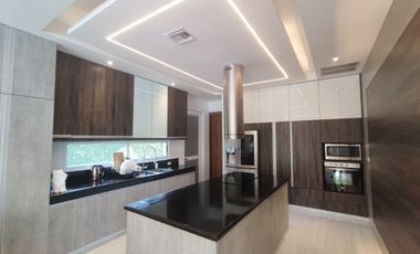 Venta Casa Moderna Primeros kilómetros de Samborondón - C301