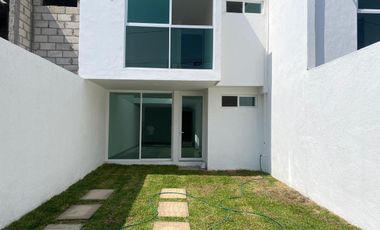 (CCO) CASA NUEVA EN BOSQUES DE CUENRAVACA $2,300,000