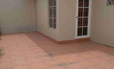 En Alquiler Casa en Urbanización Valle Alto