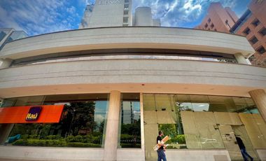 OFICINA EN VENTA SECTOR EL POBLADO MEDELLIN