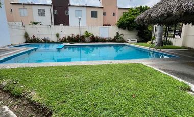 CASA EN CLUSTER CON ALBERCA EN FRACC PALMA REAL VERACRUZ