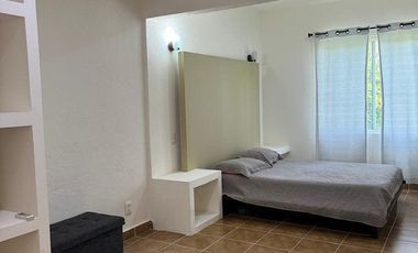 V409 Villa en Venta remodelada 4 recamaras Ixtapa