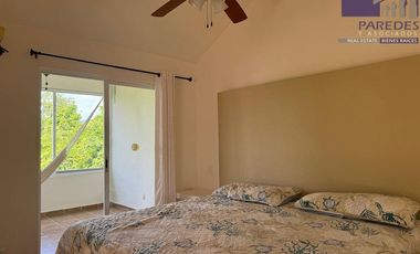 V409 Villa en Venta remodelada 4 recamaras Ixtapa