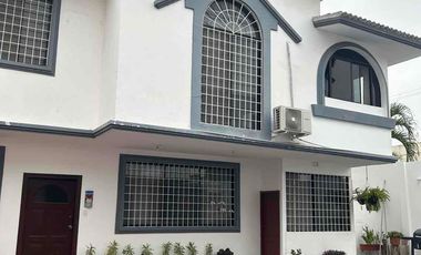 VENDO LINDA CASA UBICADA EN CONDOMINIO PRIVADO