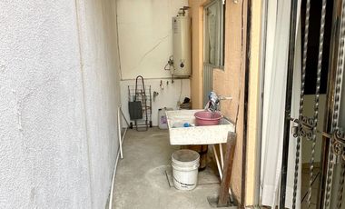 EN RENTA Casa de 3 Rec. En Privada El Árbol, en Zona Norte.